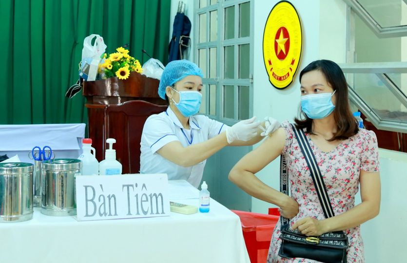 Phú Riềng triển khai Chiến dịch tiêm vắc-xin phòng Covid-19 mũi 1, đợt 2